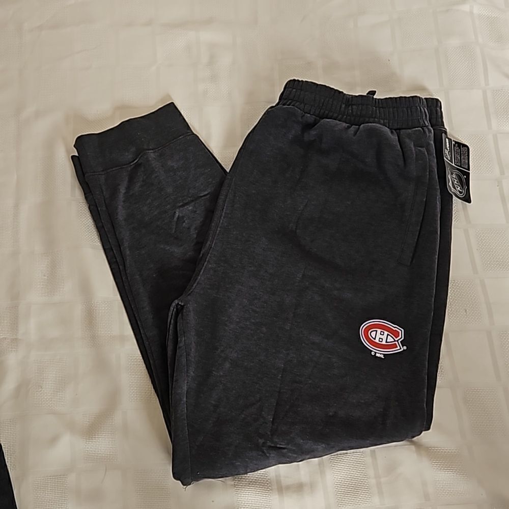NHL Men's Canadian Montreal Logo Sweatpants Gray 2XL